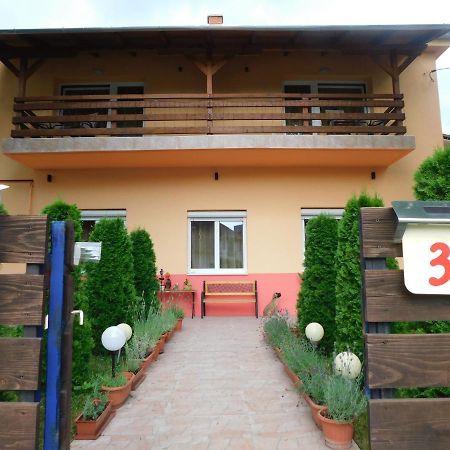 Eden Ii. Hotell Miskolc Exteriör bild