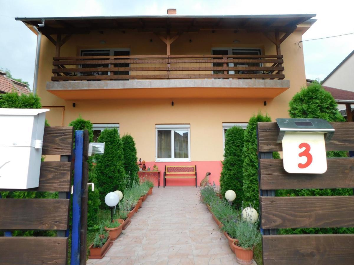 Eden Ii. Hotell Miskolc Exteriör bild