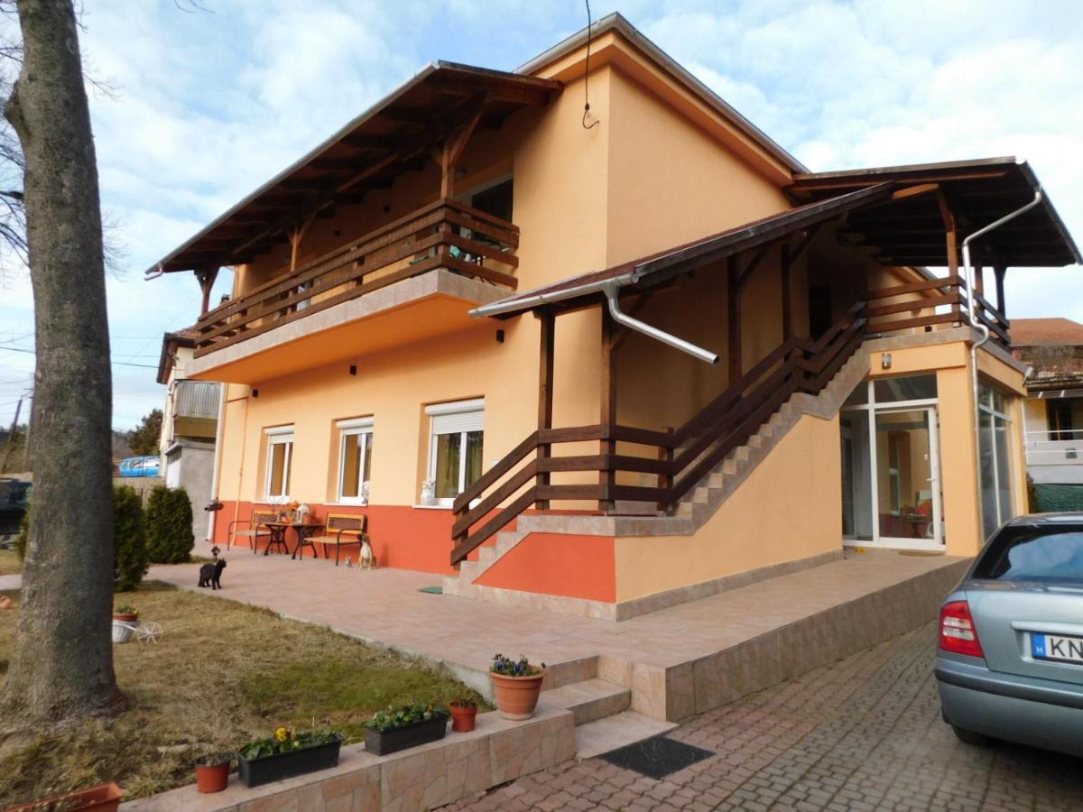 Eden Ii. Hotell Miskolc Exteriör bild