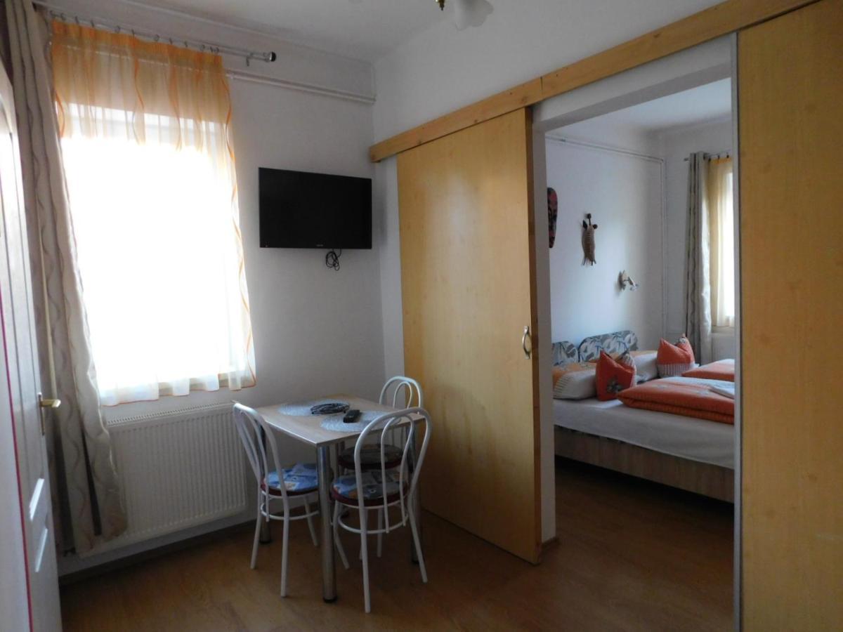Eden Ii. Hotell Miskolc Exteriör bild