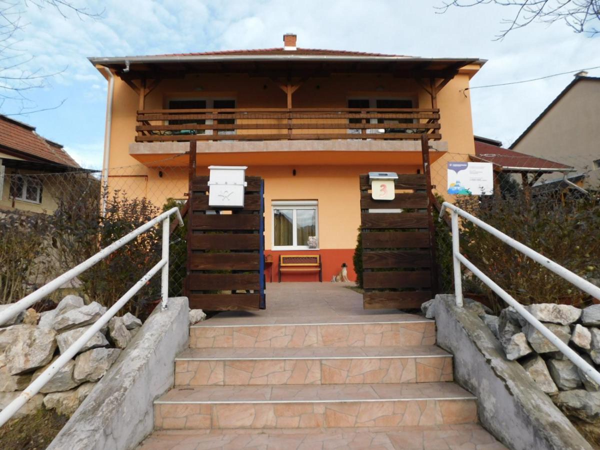 Eden Ii. Hotell Miskolc Exteriör bild