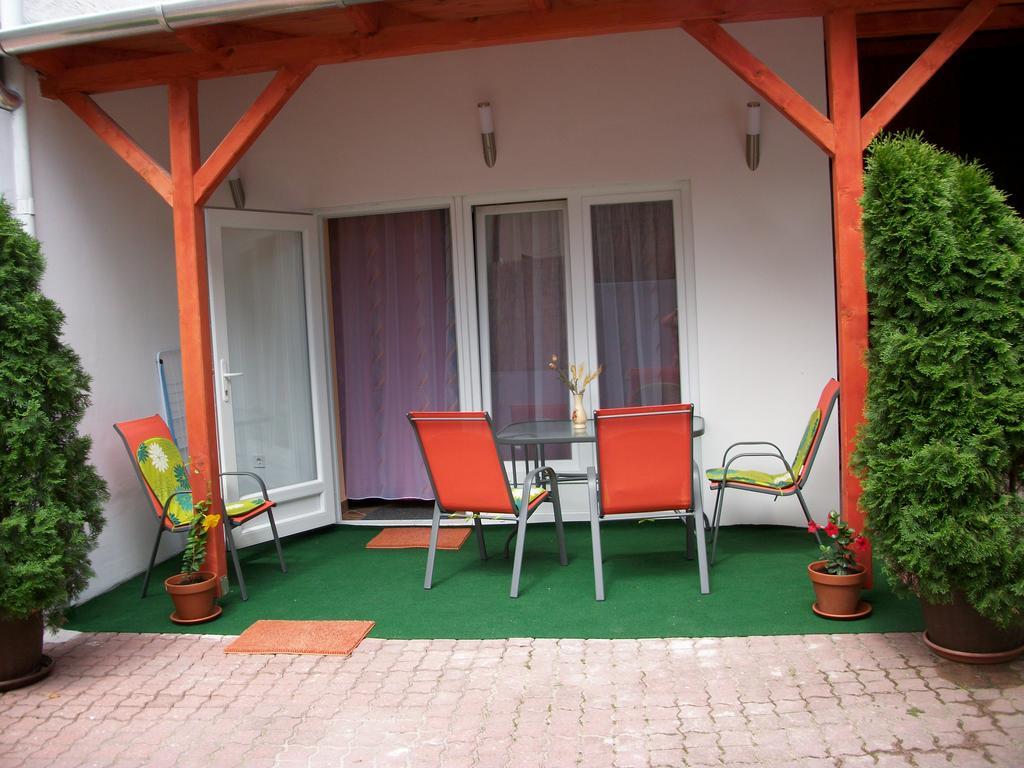 Eden Ii. Hotell Miskolc Exteriör bild