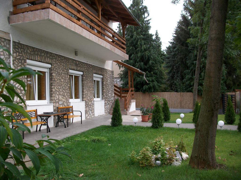 Eden Ii. Hotell Miskolc Exteriör bild