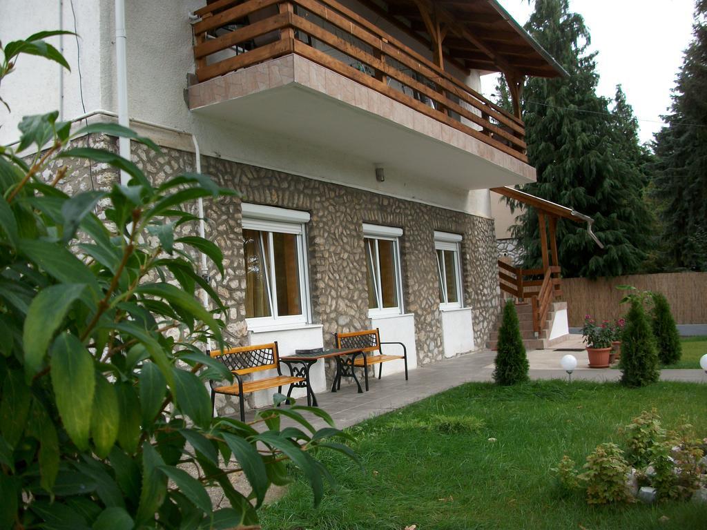 Eden Ii. Hotell Miskolc Exteriör bild